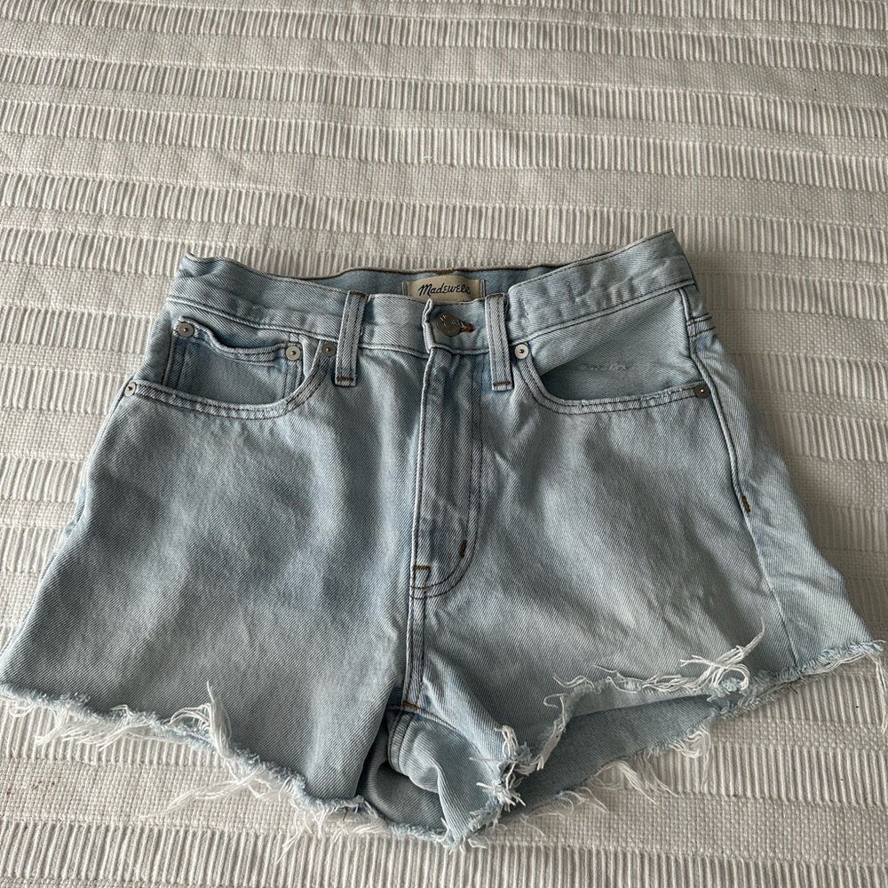 Madewell Relaxed Denim Shorts NWOT Essex wash